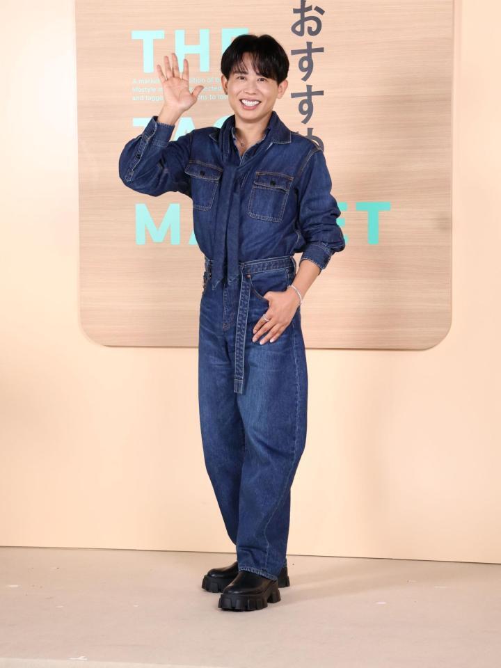 夏休み特別イベント「ヒロ先生の肌と美の学び舎」に出席した小田切ヒロ氏