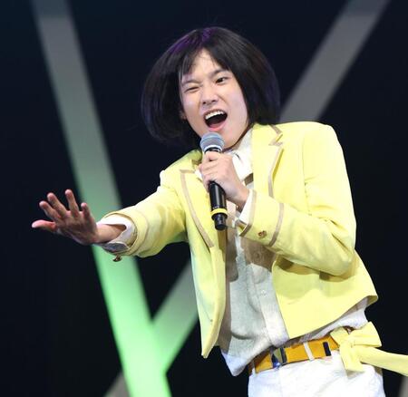 Ｚｅｐｐツアーファイナル公演で躍動するモナキ・おヨネ（撮影・伊藤笙子）