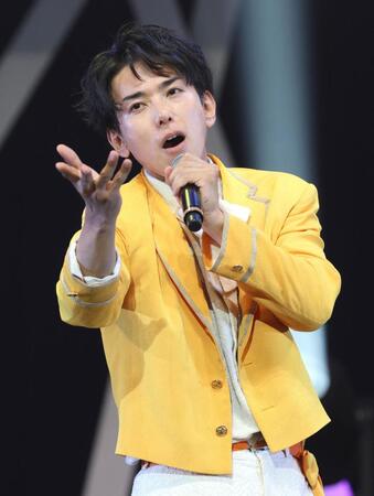 Ｚｅｐｐツアーファイナル公演で躍動するモナキ・じん（撮影・伊藤笙子）