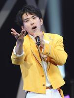Ｚｅｐｐツアーファイナル公演で躍動するモナキ・じん（撮影・伊藤笙子）