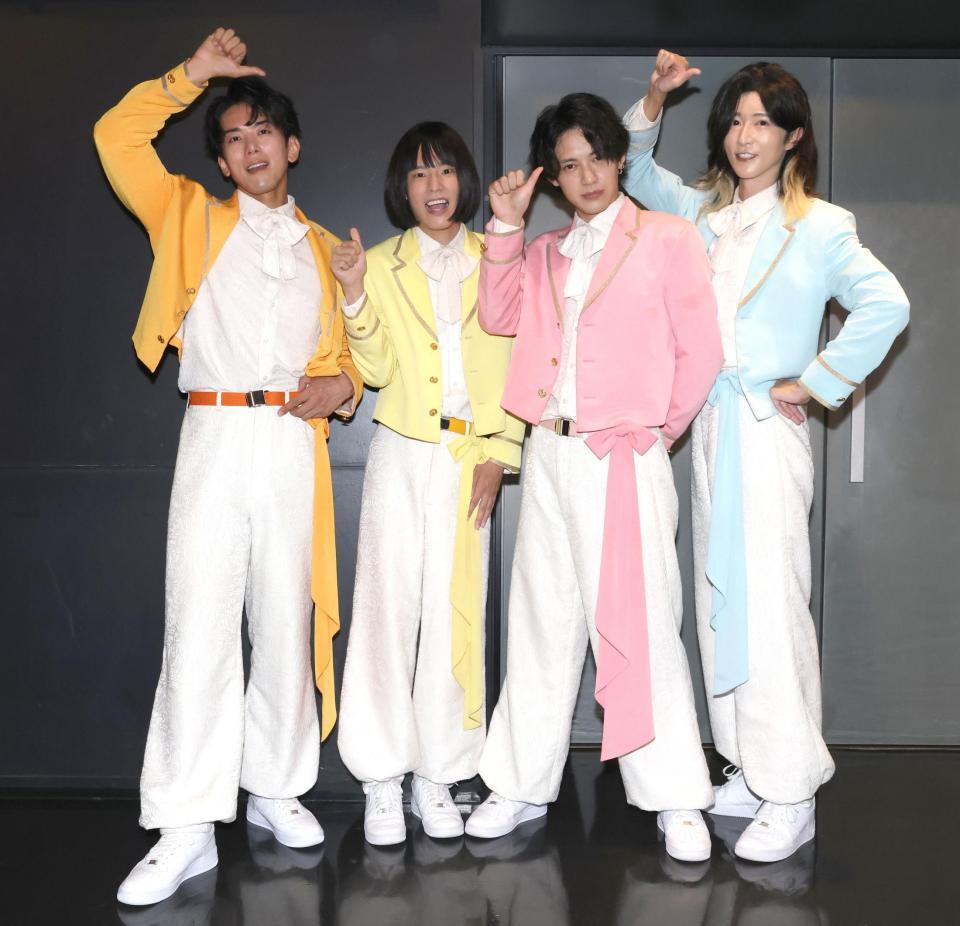 今後の抱負を語ったモナキ（左から）じん、おヨネ、ケンケン、サカイＪｒ．（撮影・伊藤笙子）
