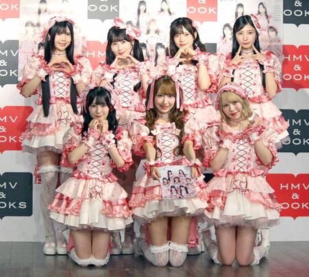 発売イベントに出席したＳＫＥ４８の８期生
