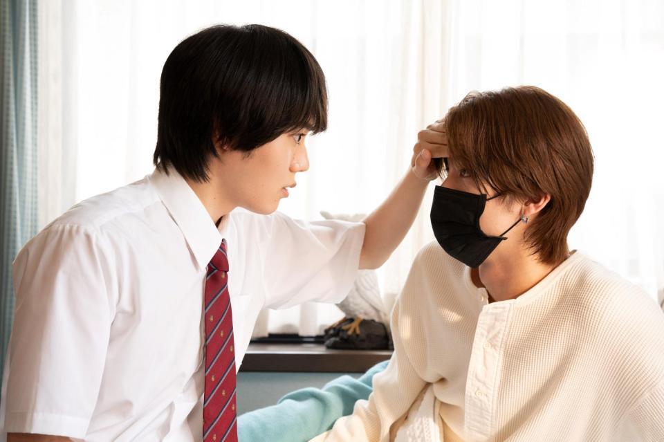 「陽キャ集団にいる芹沢は、俺の前だと様子がおかしい」から
