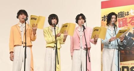 アフレコをするモナキの（左から）じん、おヨネ、ケンケン、サカイJr.（撮影・園田高夫）