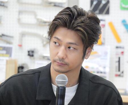 イベントに出席した速水もこみち