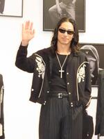内覧に出席したＥＸＩＬＥ　ＡＫＩＲＡ