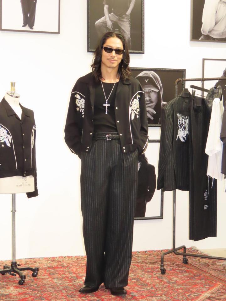 内覧に出席したＥＸＩＬＥ　ＡＫＩＲＡ