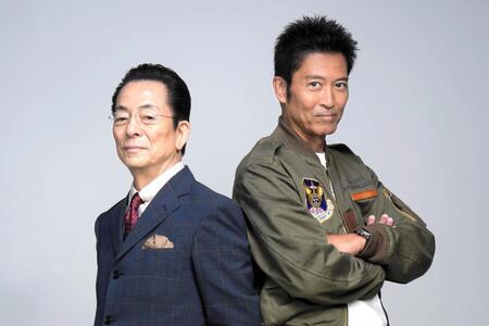 「相棒」に出演する水谷豊（左）と寺脇康文