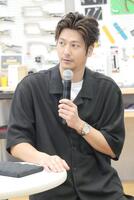 イベントに出席した速水もこみち