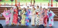 山梨・河口湖ステラシアターでライブを開催したつばきファクトリー　