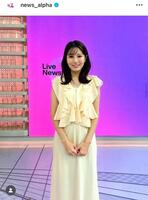 いつもの雰囲気の衣装。「Ｎｅｗｓ　α」の公式インスタグラム（７月９日付）より