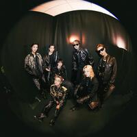 ＢＴＳの公式Ｘ＠ｂｔｓ＿ｂｉｇｈｉｔより　ワールドツアー「ＡＲＩＲＡＮＧ」パリ公演の記念ショット