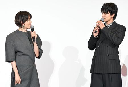 お互いの役の印象について語る（左から）宮沢りえ、北村匠海（撮影・千葉大輝）