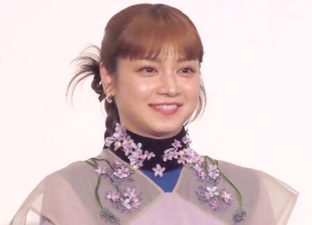 平愛梨