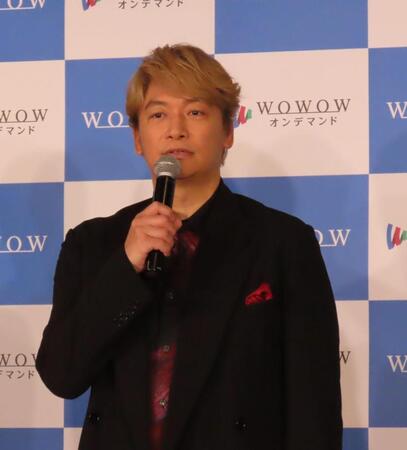 作品について語る香取慎吾