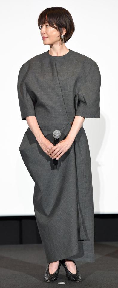 舞台あいさつに登壇する、宮沢りえ（撮影・千葉大輝）