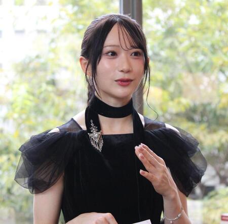 取材に応じるＲａｉｎ　Ｔｒｅｅの橋本真希