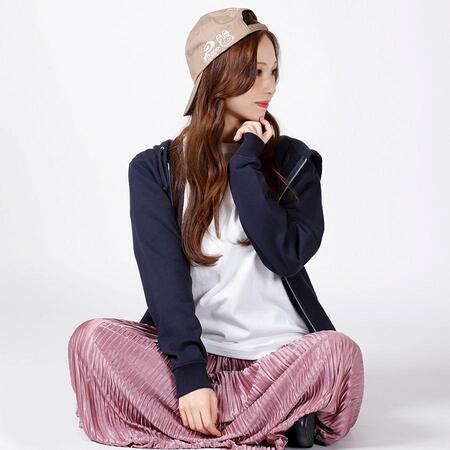 「ＰＩＫＯ　ＫＡＩＬＡ」とコラボした元ＮＧＴ４８・川越紗彩（Ｃ）ＰＩＫＯ　ＫＡＩＬＡ