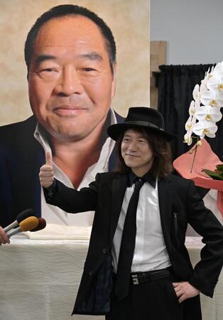 ガッツ石松さんお別れ会の参列したダイアモンド☆ユカイ（撮影・持木克友）
