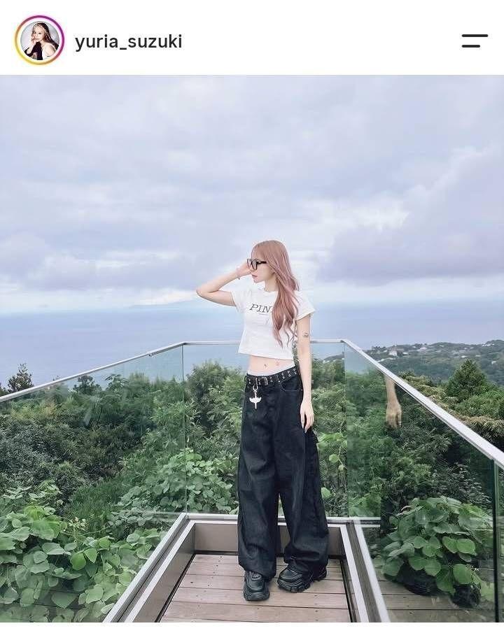 鈴木ユリアのインスタグラム（＠ｙｕｒｉａ＿ｓｕｚｕｋｉ）より