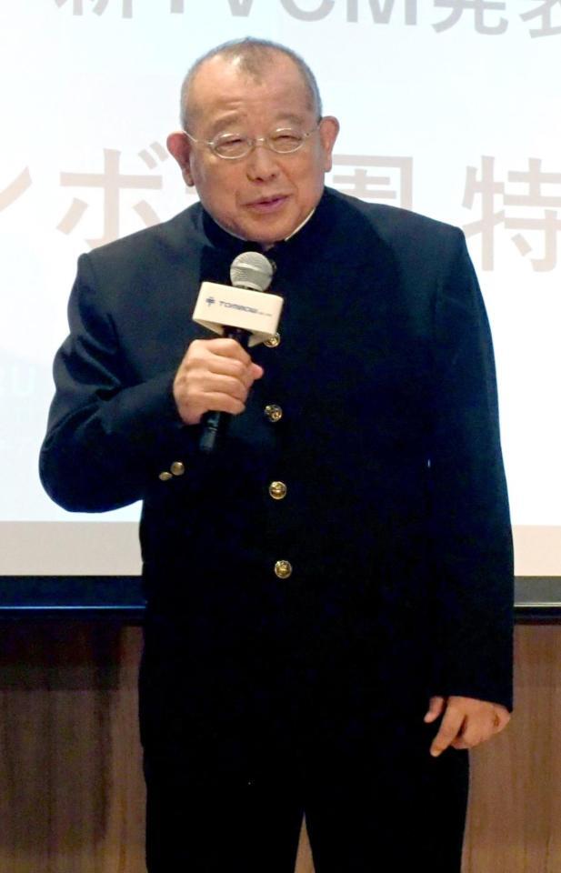学ラン姿で登場した笑福亭鶴瓶