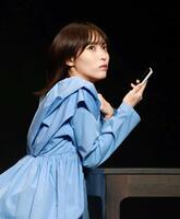熱演する山口真帆（撮影・石井剣太郎）