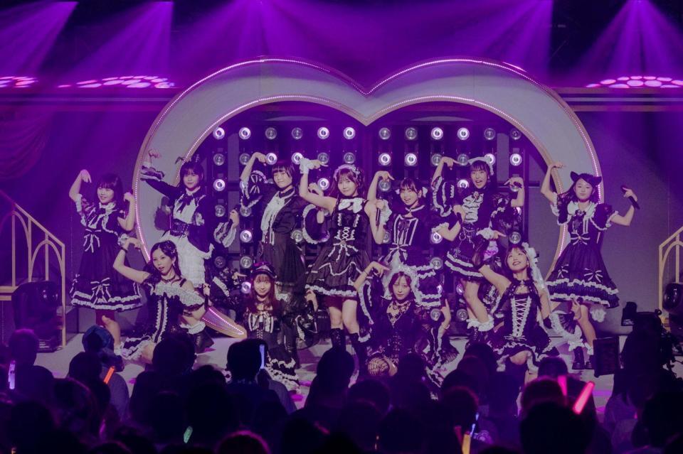 秋のコンサートツアー初日を迎え熱唱するモーニング娘。’２６