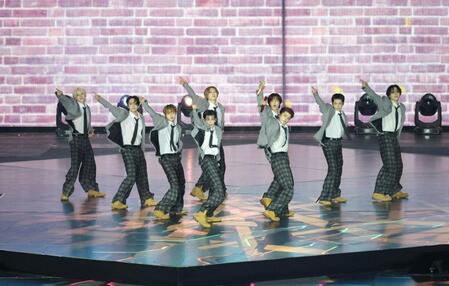 ＆ＴＥＡＭ（撮影・吉澤敬太）