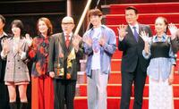（左から）林瑠奈、一路真輝、竹中直人、有澤樟太郎、別所哲也、豊原江理佳