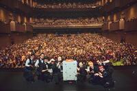 東京公演中に誕生日を迎えケーキで祝福される氷川きよし