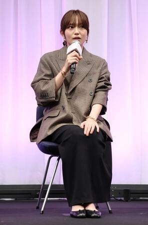 映画「ママがもうこの世界にいなくても　私の命の日記」お披露目試写会に登壇した川口春奈（撮影・伊藤笙子）