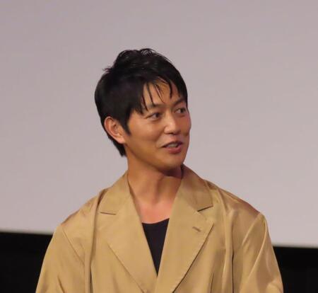 完成披露上映会に出席した工藤阿須加
