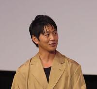 完成披露上映会に出席した工藤阿須加