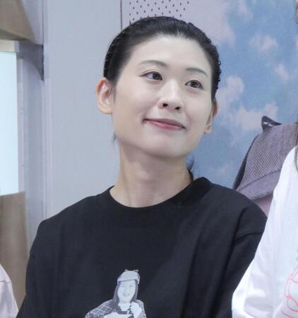 取材会に出席した酒寄希望