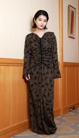 ミステリアスな魅力を放つ蒔田彩珠（撮影・伊藤笙子）