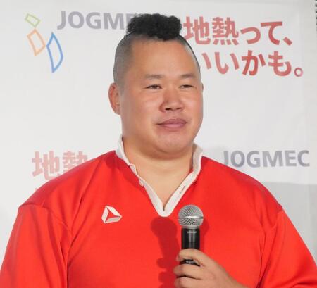 イベントに出席したしんや