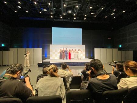 「『髪にドラマを』Ｈａｉｒ　Ｅｍｐｏｗｅｒｍｅｎｔ　Ａｗａｒｄ　２０２６」に出席した（ステージ上の左から）ダレノガレ明美、夏菜、中山優馬、松本まりか、３時のヒロイン・ゆめっち、福田麻貴、かなで