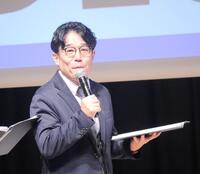 イベントに出席したヒデ