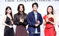 美髪を披露した（左から）ダレノガレ明美、夏菜、中山優馬、松本まりか