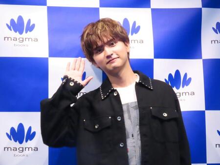 写真集発売記念イベントを行った瀬戸利樹