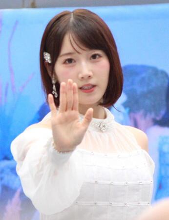 新曲でセンターを務めたＳＴＵ４８の甲斐心愛