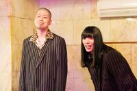 カンテレのドラマ「絶望できない男」に出演が決まった金属バットの小林圭輔（左）と友保隼平