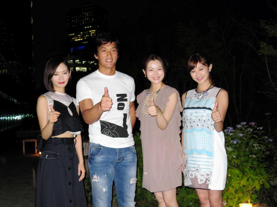 映画をＰＲした（左から）中村ゆり、長嶋一茂、佐藤めぐみ、原幹恵＝２０１５年撮影