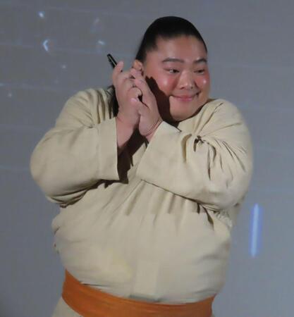 体験型イベントに出席した富栄ドラム