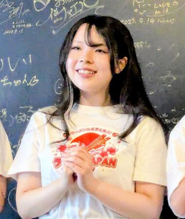 ラーメンＪＡＰＡＮ４７の候補生としてお披露目された玉利かおるの長女・杏珠＝都内