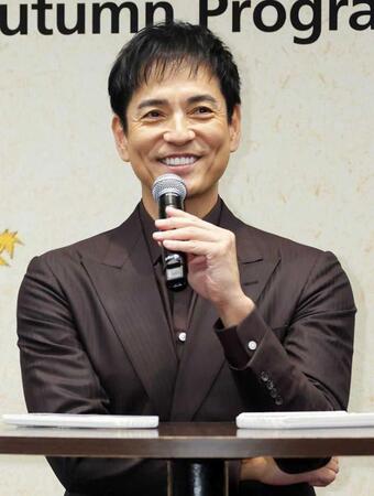笑顔を見せる沢村一樹（ｃ）「ボーダーズ　警視庁特殊事件対策班」製作委員会