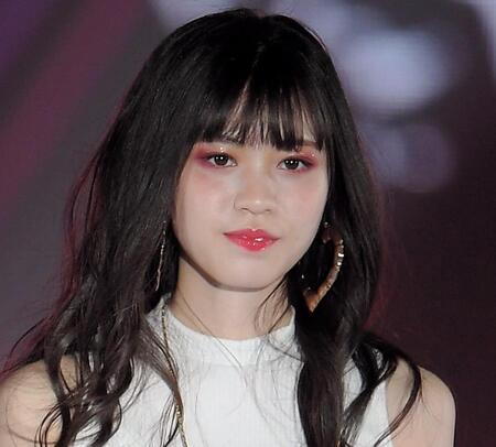 阿部菜々実（２０１９年撮影）