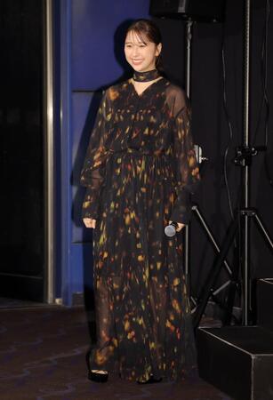 笑顔を見せる玉井詩織（撮影・吉澤敬太）