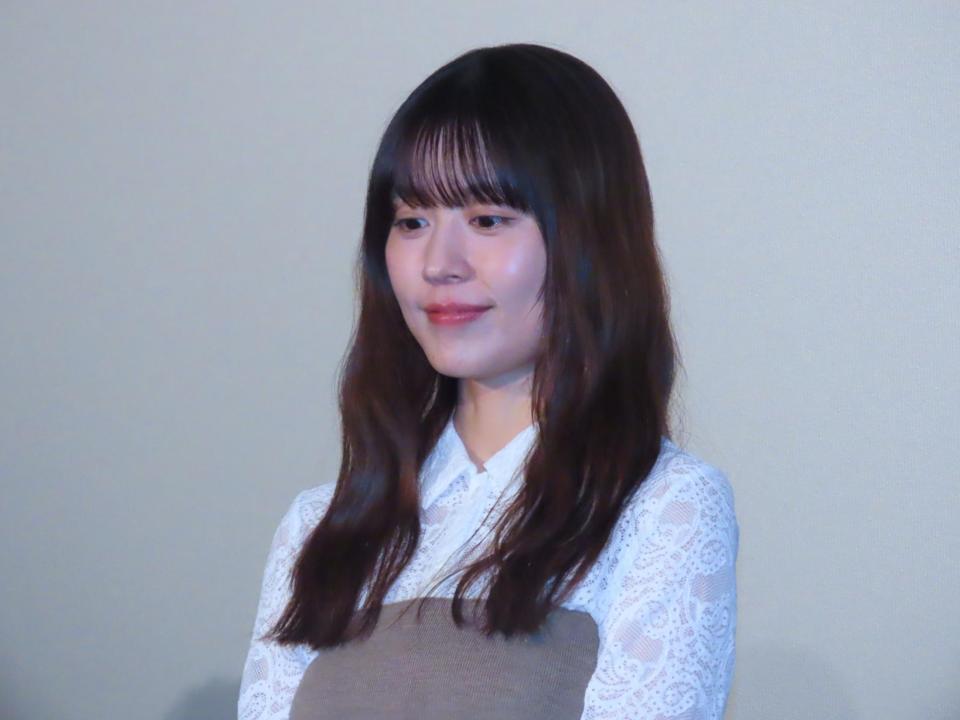 映画「さとこはいつも」の初日舞台あいさつに登壇した有村架純