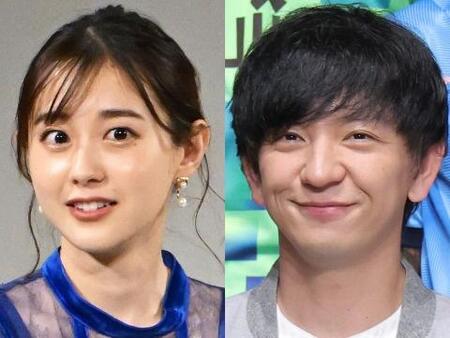 若林有子アナウンサー（左）とパンサー・向井慧